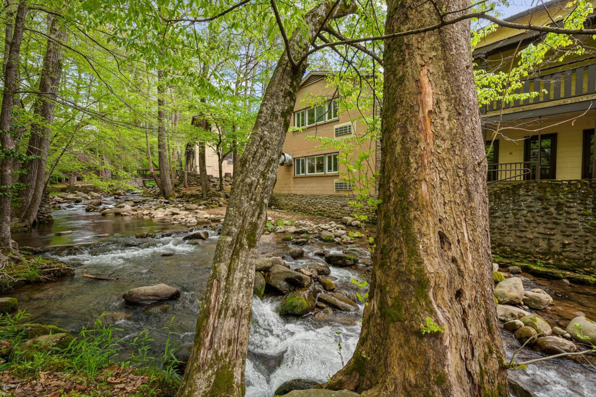 Carr'S Northside Hotel And Cottages Gatlinburg Exterior foto