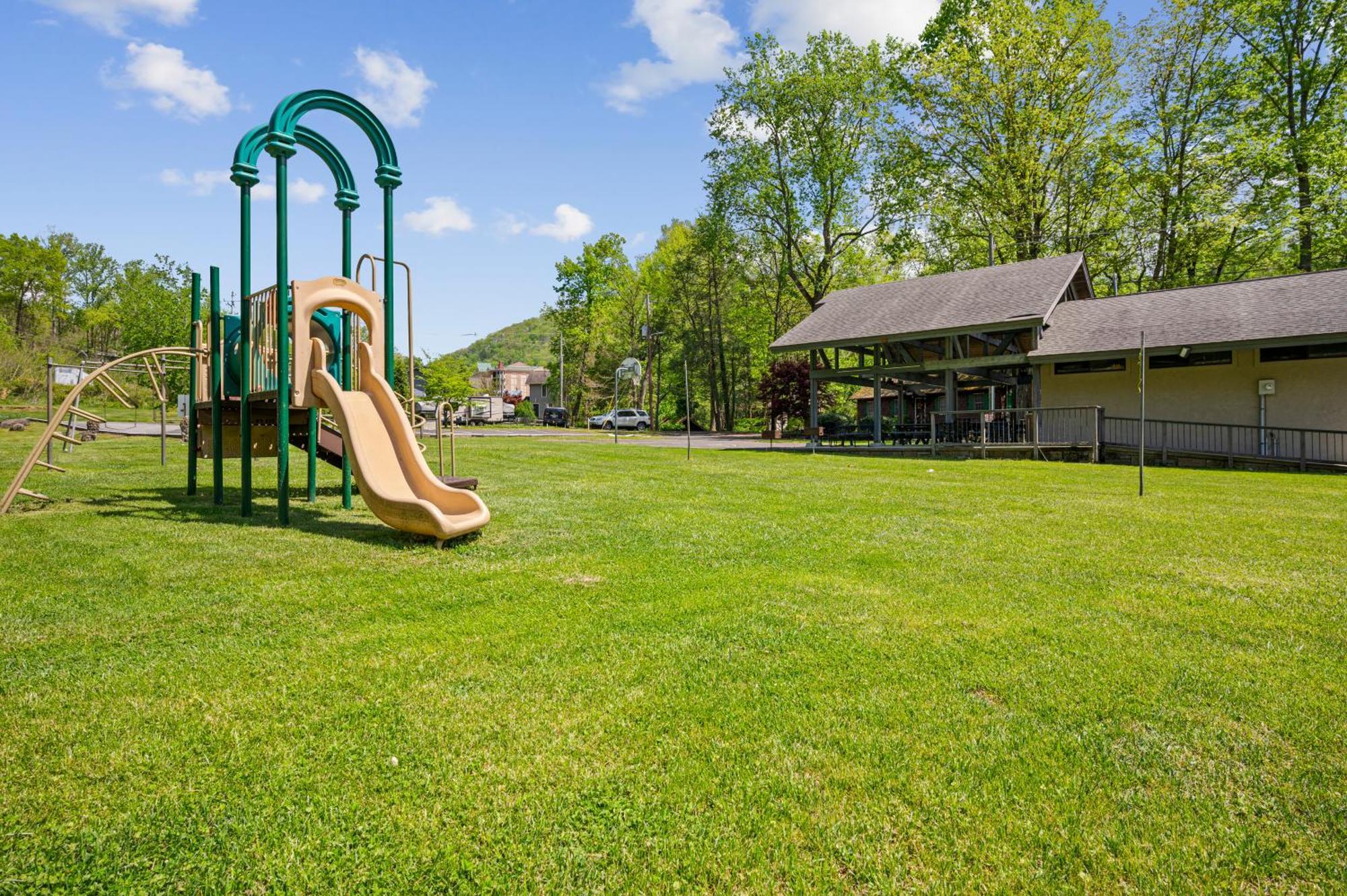 Carr'S Northside Hotel And Cottages Gatlinburg Exterior foto
